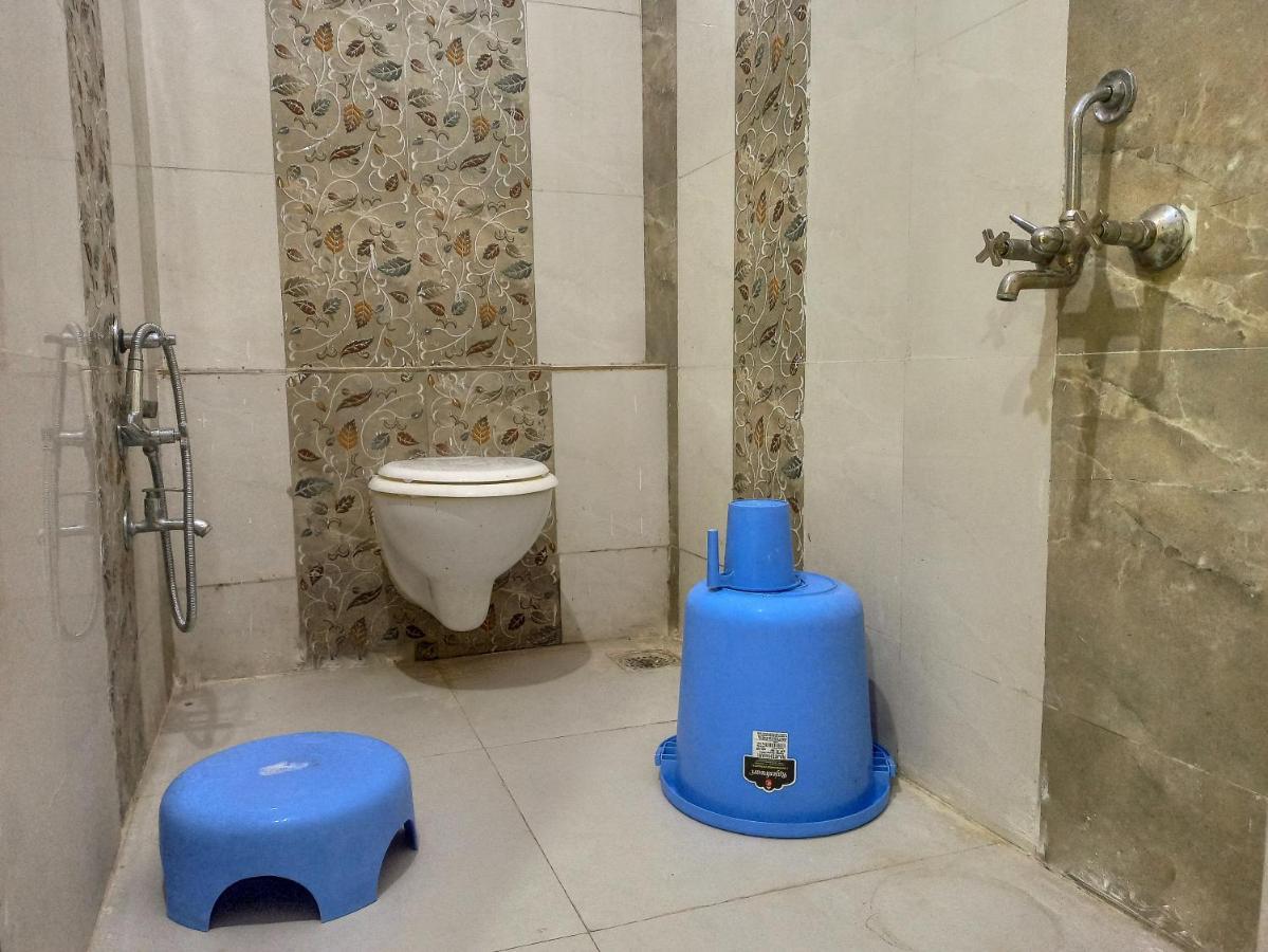 Hotel Plaza Inn Rajpipla エクステリア 写真